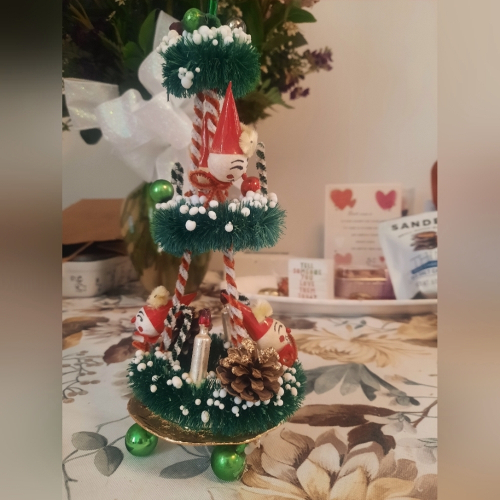 Vintage Christmas decor